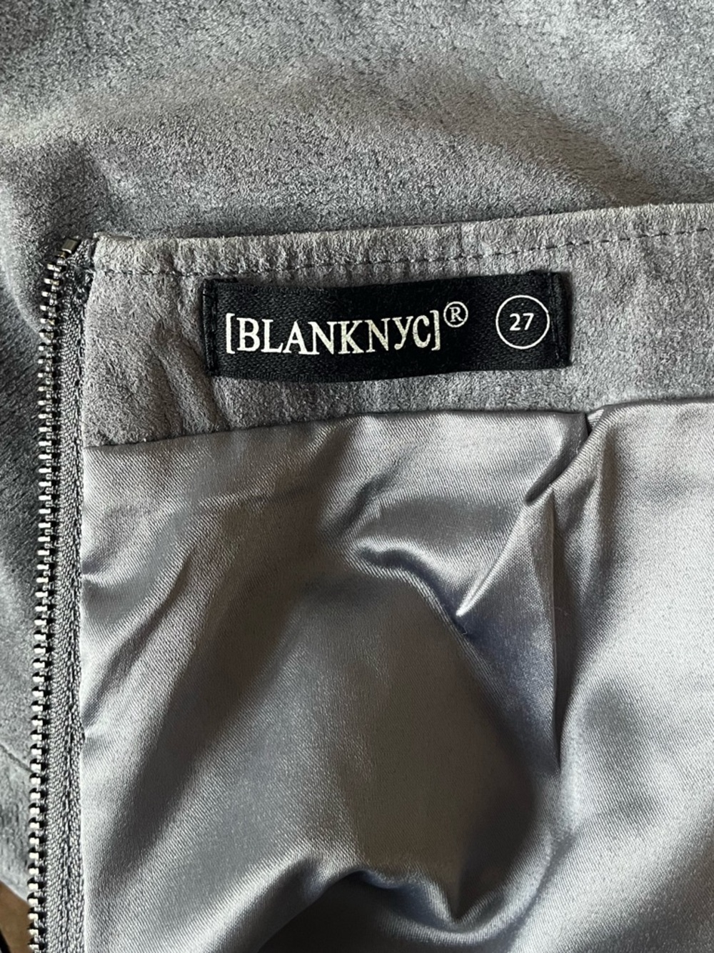 NWT BlankNYC Grey Suede Leather Mini Skirt with Zip Back Size 27 - Picture 4 of 6
